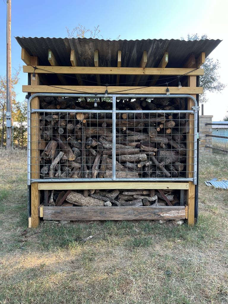 385 Ranch Road 1 Stonewall, TX 78671 - Photo 20 of 20 a view of a back yard oven