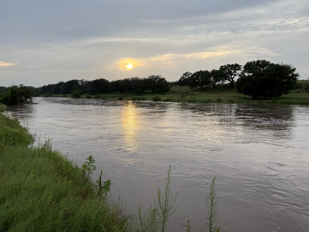 385 Ranch Road 1 Stonewall, TX 78671 - Photo 10 of 20