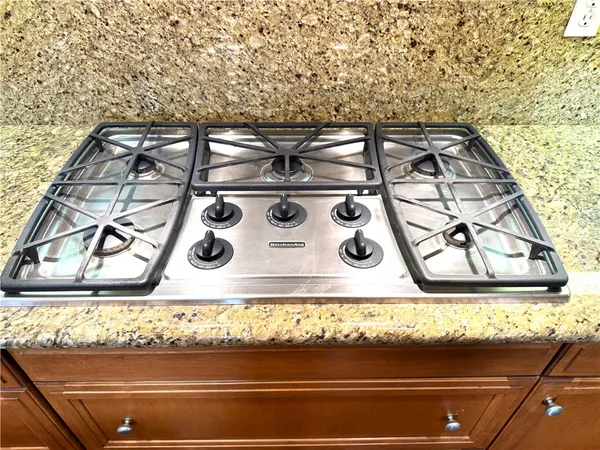 $5,700 | 2 Honeydew, Irvine, CA 92603