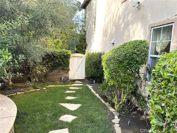 $5,700 | 2 Honeydew, Irvine, CA 92603