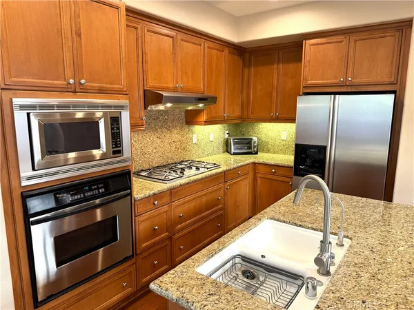 $5,700 | 2 Honeydew, Irvine, CA 92603