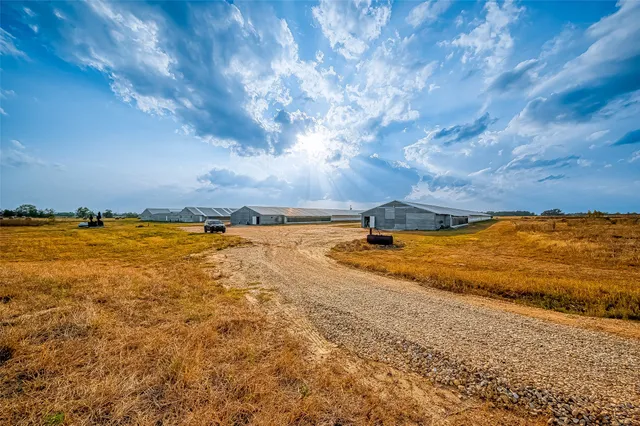 $1,700,000 | 4541 East Fm 485, Cameron, TX 76520