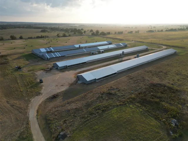 $1,700,000 | 4541 East Fm 485, Cameron, TX 76520