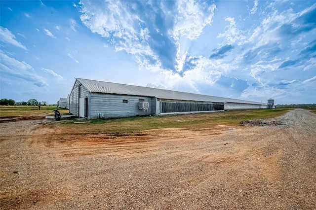 $1,700,000 | 4541 East Fm 485, Cameron, TX 76520