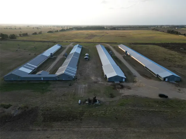 $1,700,000 | 4541 East Fm 485, Cameron, TX 76520