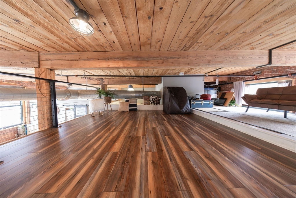 1 Envelope Terrace, Unit 302 Worcester, MA 01604 - Photo 28 of 42 a view of railway station