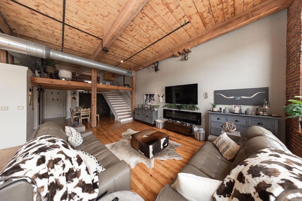 1 Envelope Terrace, Unit 302 Worcester, MA 01604 - Photo 33 of 42