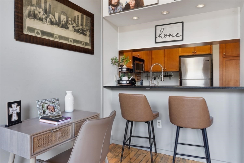 1 Envelope Terrace, Unit 302 Worcester, MA 01604 - Photo 9 of 42