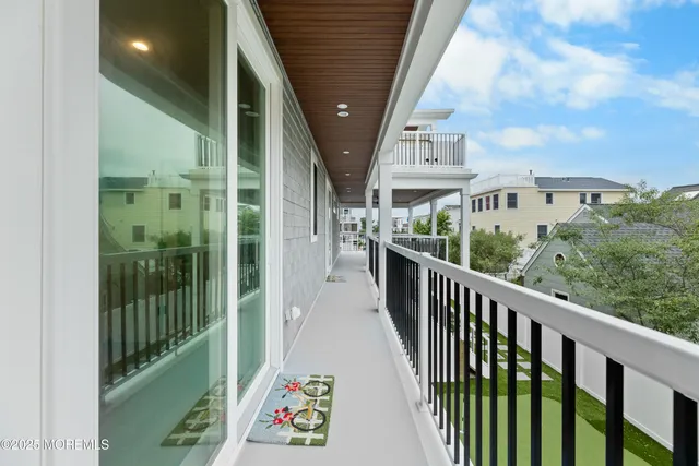 $3,850,000 | 18 Mea Lane, Beach Haven, NJ 08008