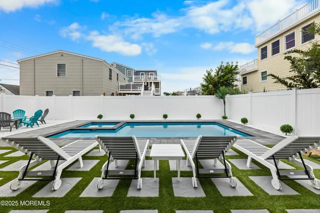 $3,850,000 | 18 Mea Lane, Beach Haven, NJ 08008