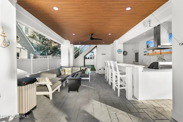 $3,850,000 | 18 Mea Lane, Beach Haven, NJ 08008