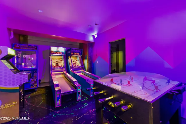 $3,850,000 | 18 Mea Lane, Beach Haven, NJ 08008