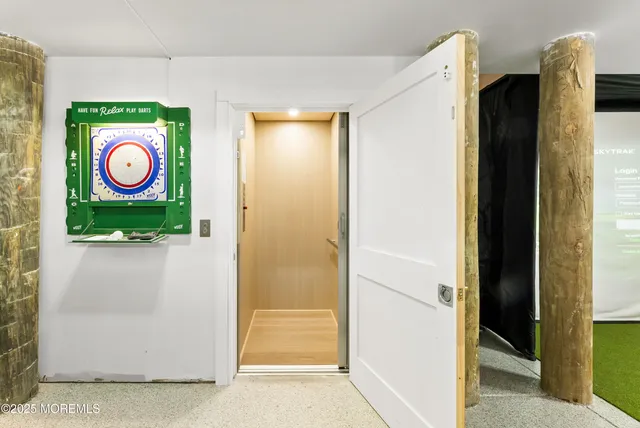 $3,850,000 | 18 Mea Lane, Beach Haven, NJ 08008