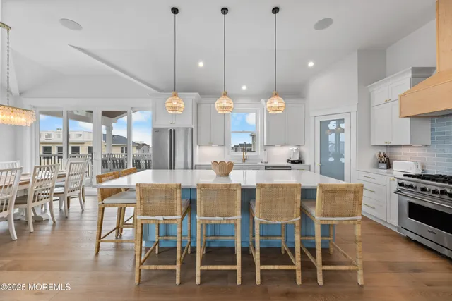 $3,850,000 | 18 Mea Lane, Beach Haven, NJ 08008