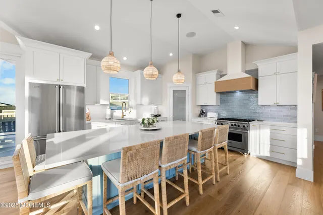 $3,850,000 | 18 Mea Lane, Beach Haven, NJ 08008