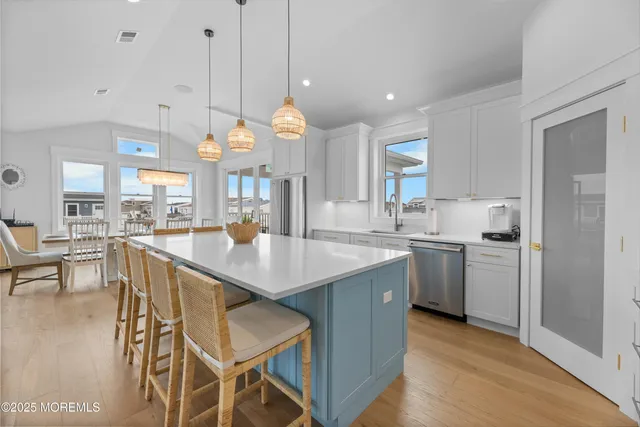 $3,850,000 | 18 Mea Lane, Beach Haven, NJ 08008