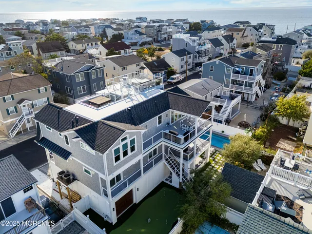 $3,850,000 | 18 Mea Lane, Beach Haven, NJ 08008