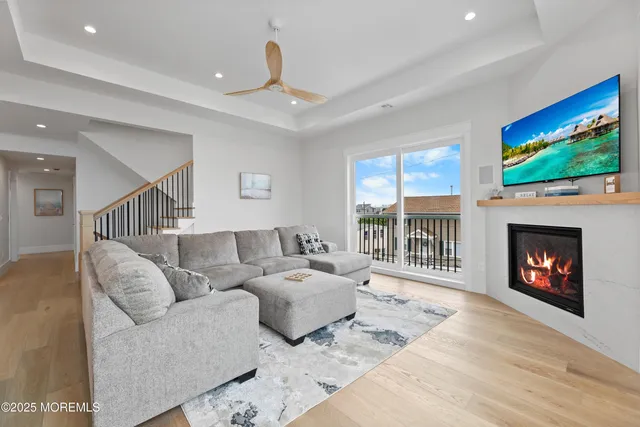 $3,850,000 | 18 Mea Lane, Beach Haven, NJ 08008