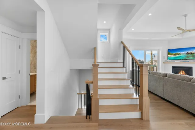 $3,850,000 | 18 Mea Lane, Beach Haven, NJ 08008