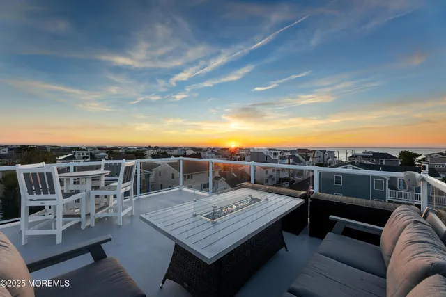 $3,850,000 | 18 Mea Lane, Beach Haven, NJ 08008