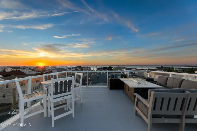 $3,850,000 | 18 Mea Lane, Beach Haven, NJ 08008