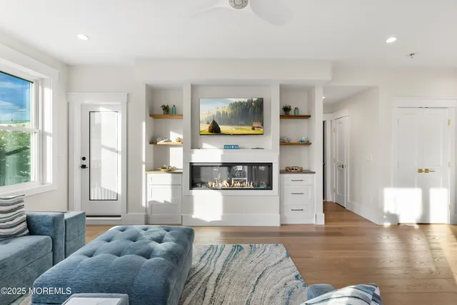 $3,850,000 | 18 Mea Lane, Beach Haven, NJ 08008