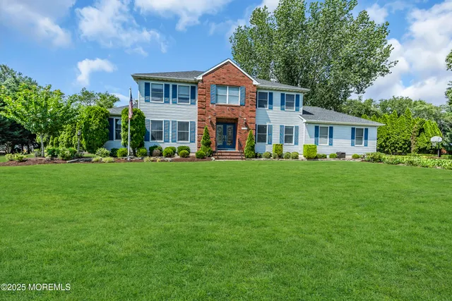 $899,000 | 70 Desai Court, Freehold, NJ 07728