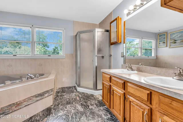 $899,000 | 70 Desai Court, Freehold, NJ 07728