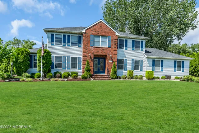 $899,000 | 70 Desai Court, Freehold, NJ 07728