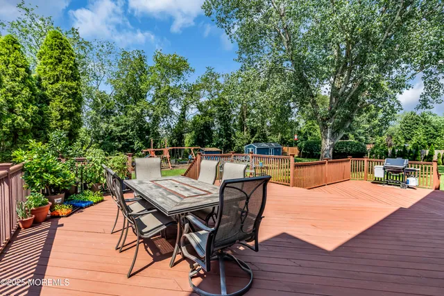 $899,000 | 70 Desai Court, Freehold, NJ 07728