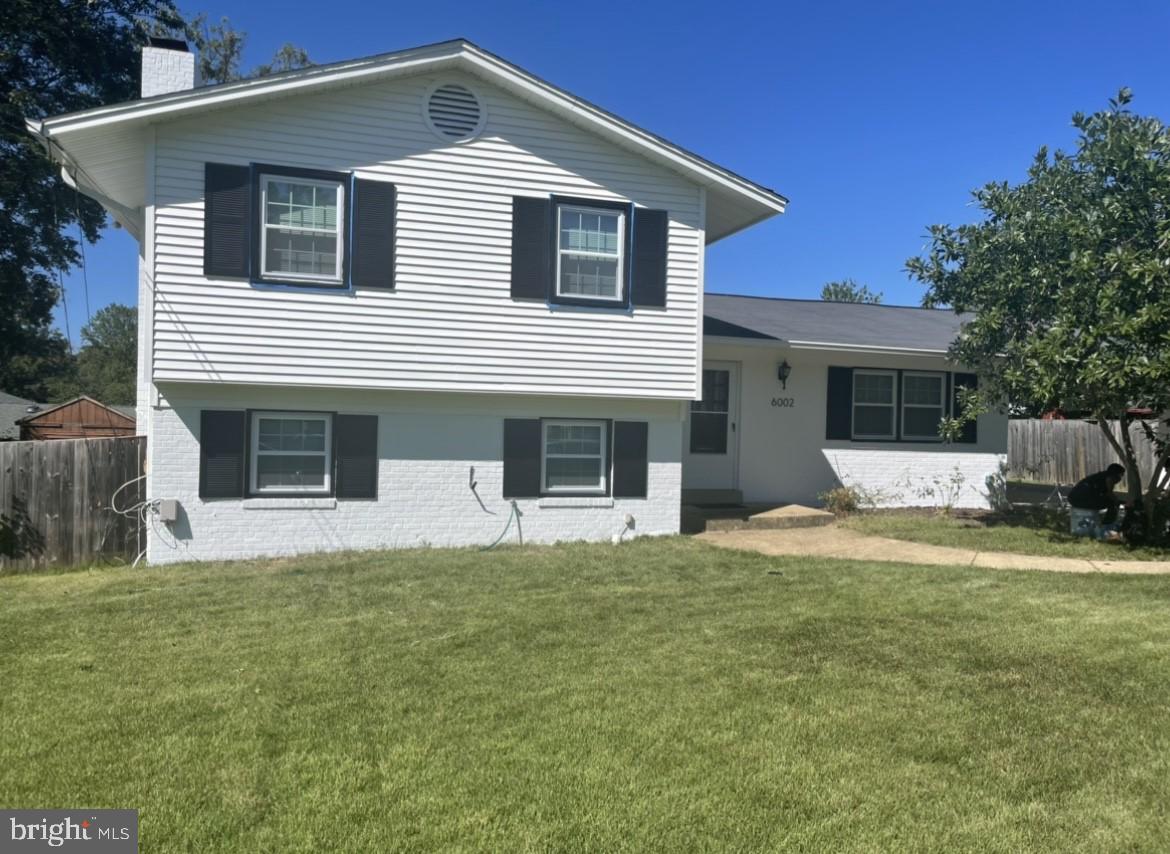 6002 Meriwether Lane Springfield, VA 22150 - Photo 1 of 28