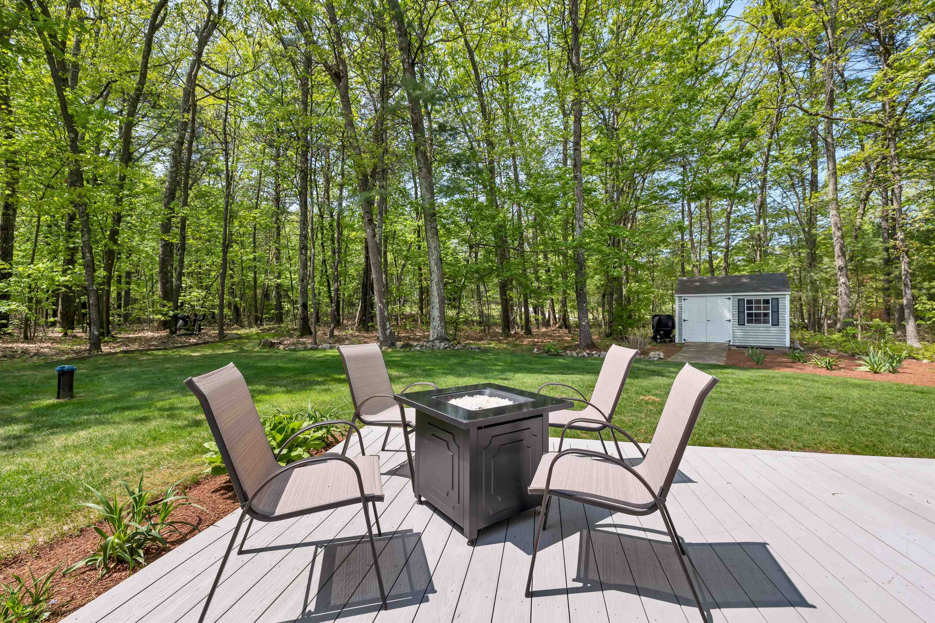 30 Blossom Road Windham, NH 03087 - Photo 8 of 40