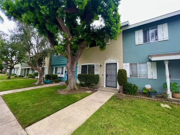 $2,850 | 9912 Continental Drive, Huntington Beach, CA 92646