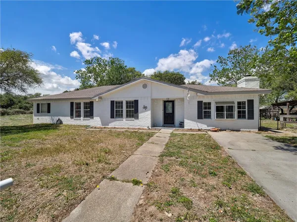 $395,000 | 912 South 7th Street, Aransas Pass, TX 78336