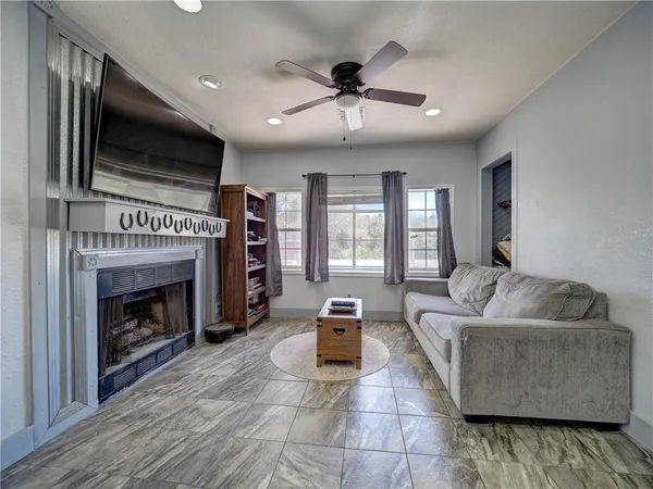 $395,000 | 912 South 7th Street, Aransas Pass, TX 78336