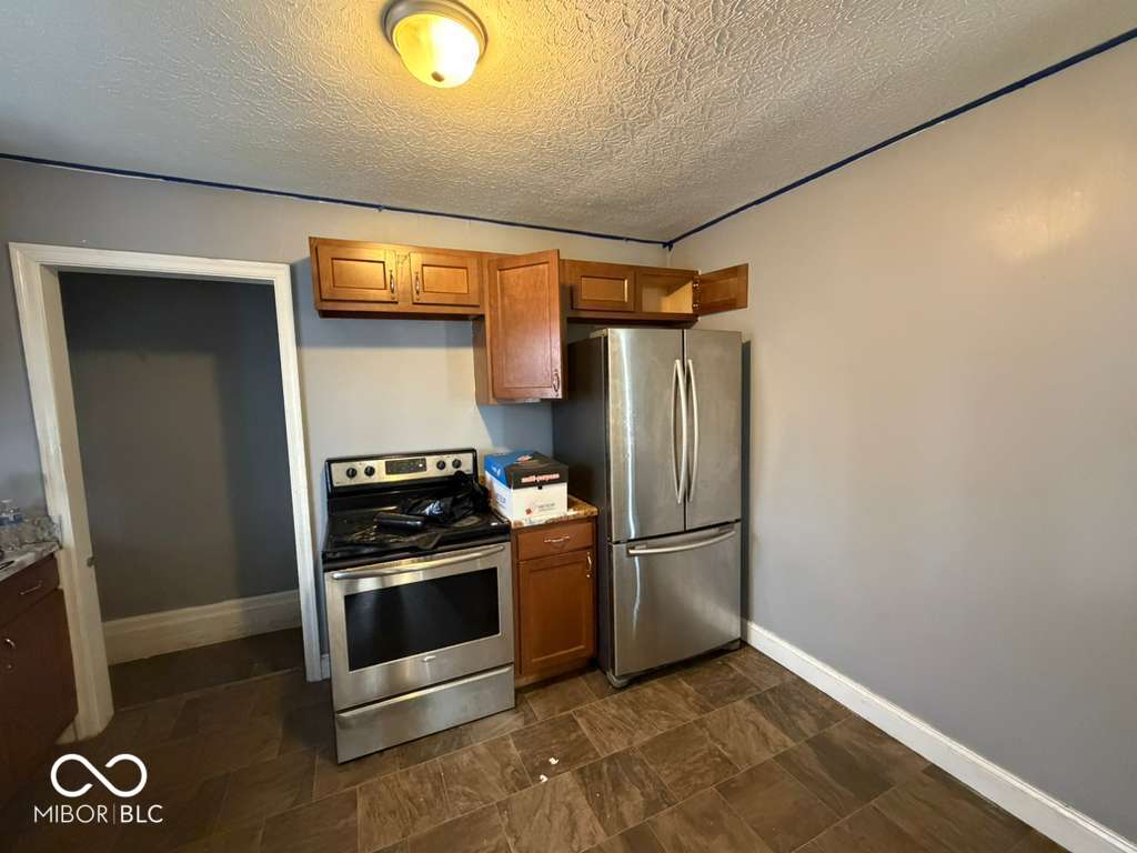 3701 North Riley Avenue Indianapolis, IN 46218 - Photo 3 of 12