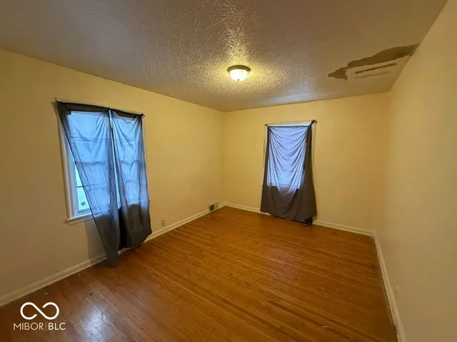 $160,000 | 3701 North Riley Avenue, Indianapolis, IN 46218