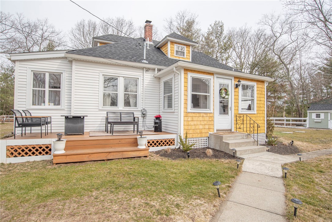 54 Barber Street Coventry, RI 02816 - Photo 12 of 50 Gallery Image 12