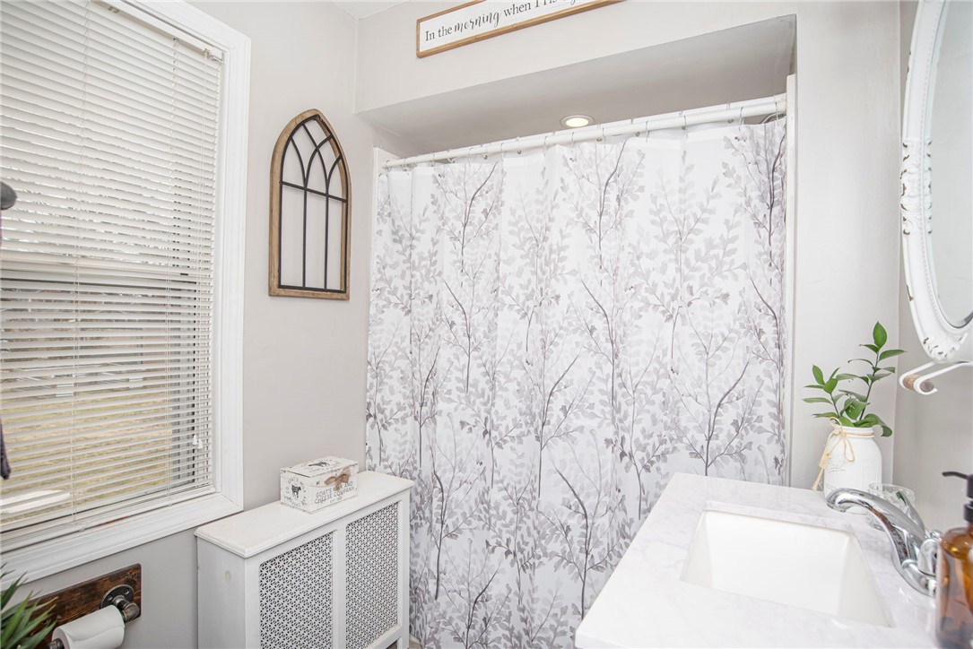 54 Barber Street Coventry, RI 02816 - Photo 18 of 50 Gallery Image 18