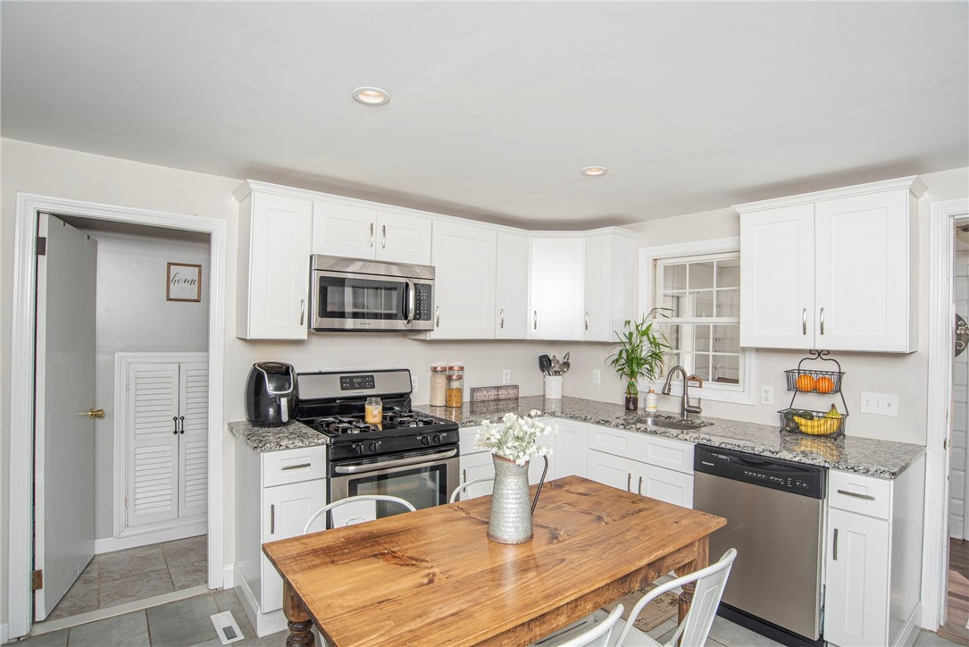 54 Barber Street Coventry, RI 02816 - Photo 26 of 50 Gallery Image 26