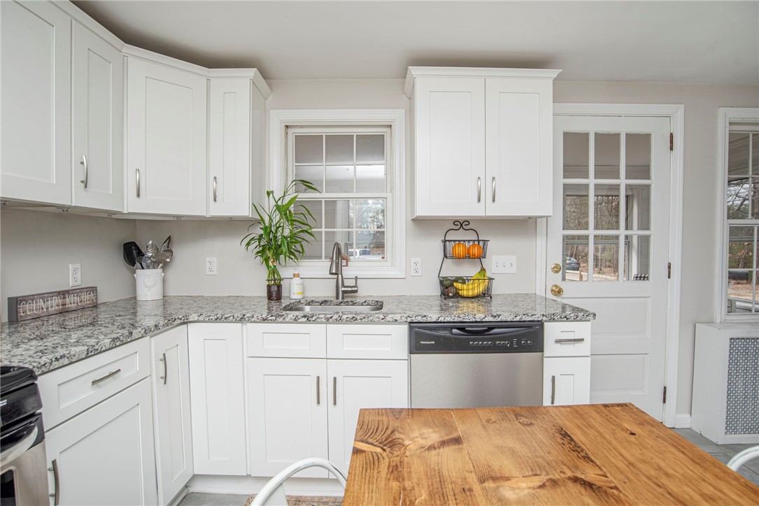 54 Barber Street Coventry, RI 02816 - Photo 30 of 50 Gallery Image 30