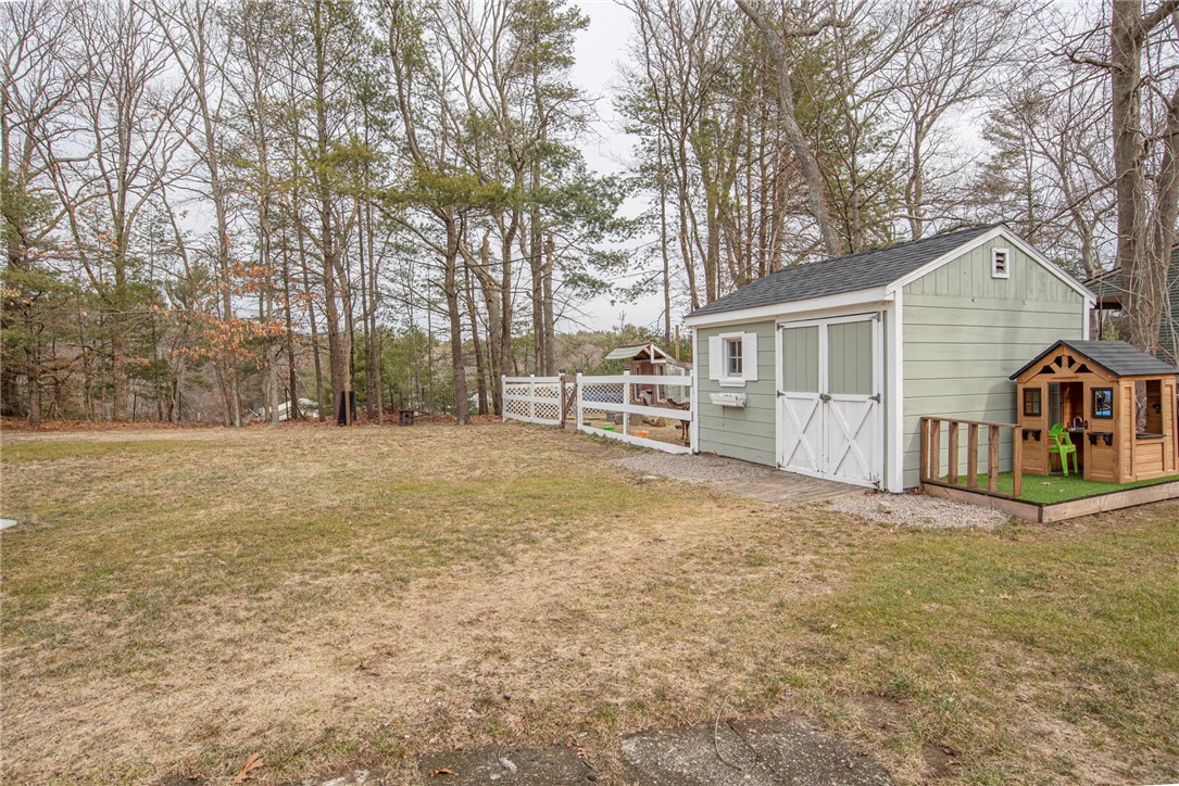 54 Barber Street Coventry, RI 02816 - Photo 3 of 50 Gallery Image 3