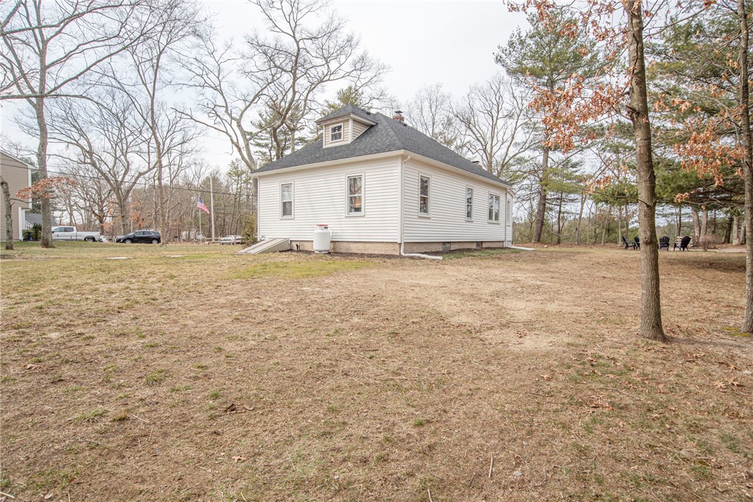 54 Barber Street Coventry, RI 02816 - Photo 6 of 50 Gallery Image 6