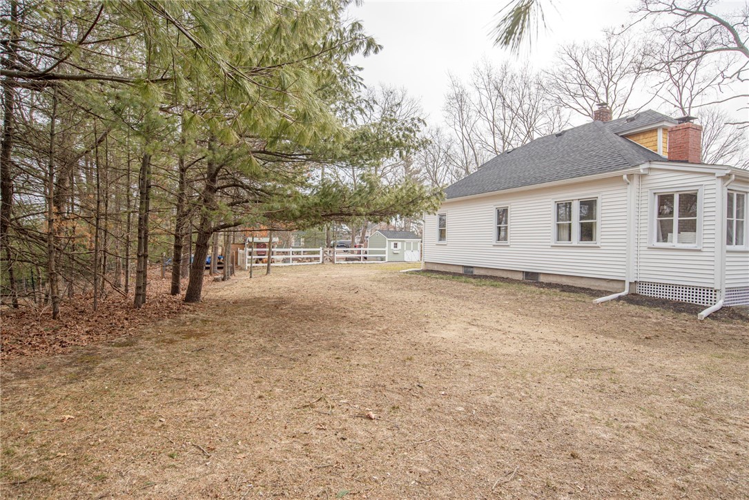54 Barber Street Coventry, RI 02816 - Photo 9 of 50 Gallery Image 9