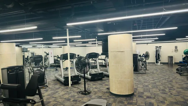 $2,900 | 680 North Lake Shore Drive, Unit 1125, Chicago, IL 60611