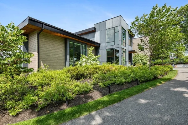 $7,800,000 | 85 Forbes Road, Milton, MA 02186