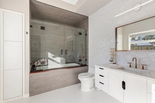 $7,800,000 | 85 Forbes Road, Milton, MA 02186