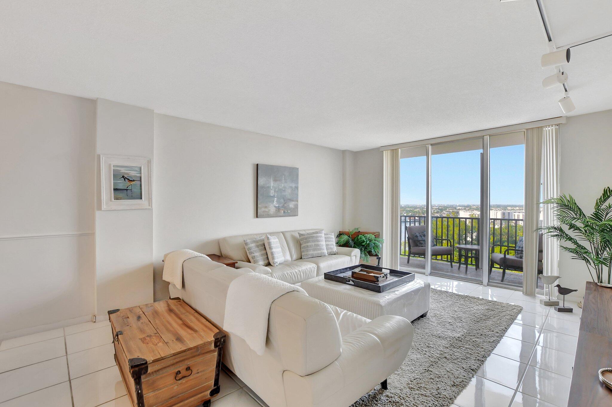 2121 North Ocean Boulevard, Unit 1406W Boca Raton, FL 33431 - Photo 10 of 55 6-web-or-mls-DSC_3336