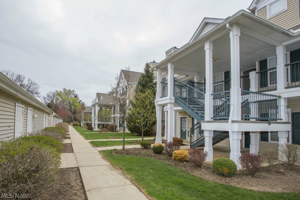 28340 Center Ridge Road, Unit 1010 Westlake, OH 44145 - Photo 2 of 22 Gallery Image 2