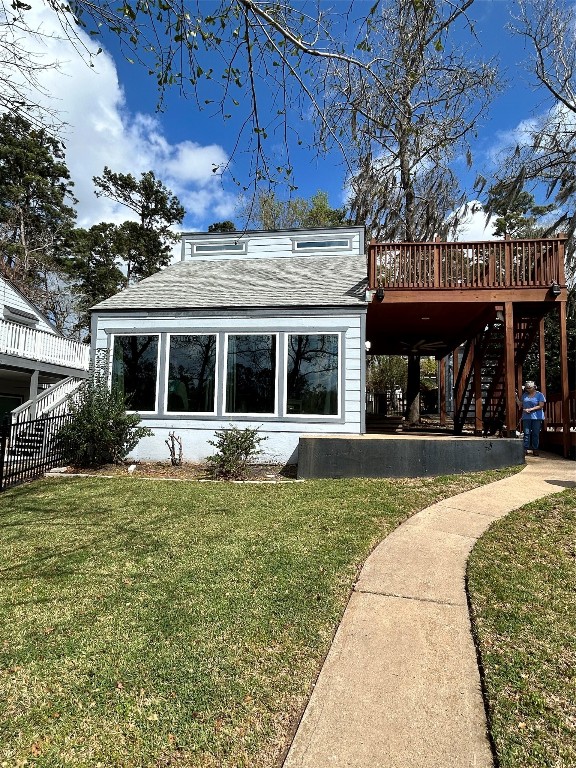 a view of a house with a swimming pool